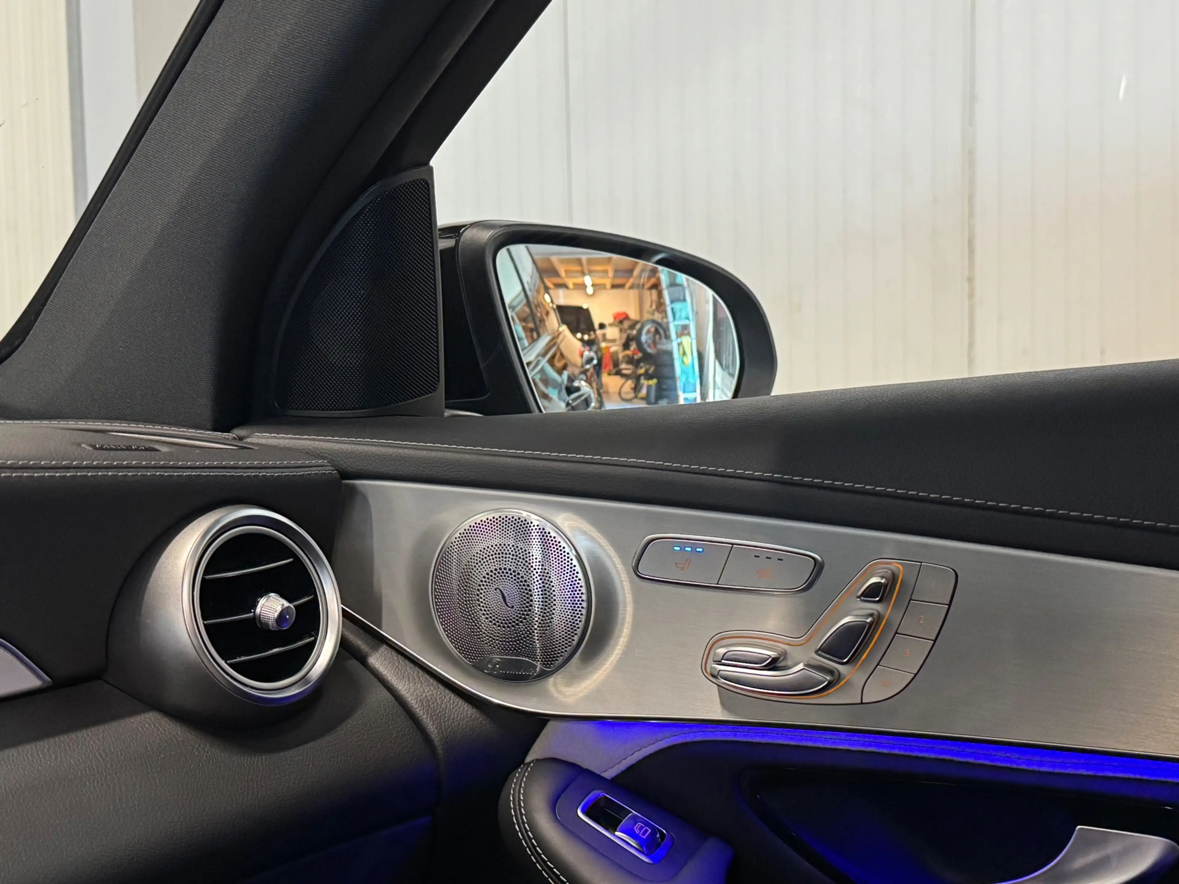 Mercedes-Benz GLC 63 AMG S 4MATIC+ Premium Plus | CARBON | 360 CAMERA | HUD — photo 11