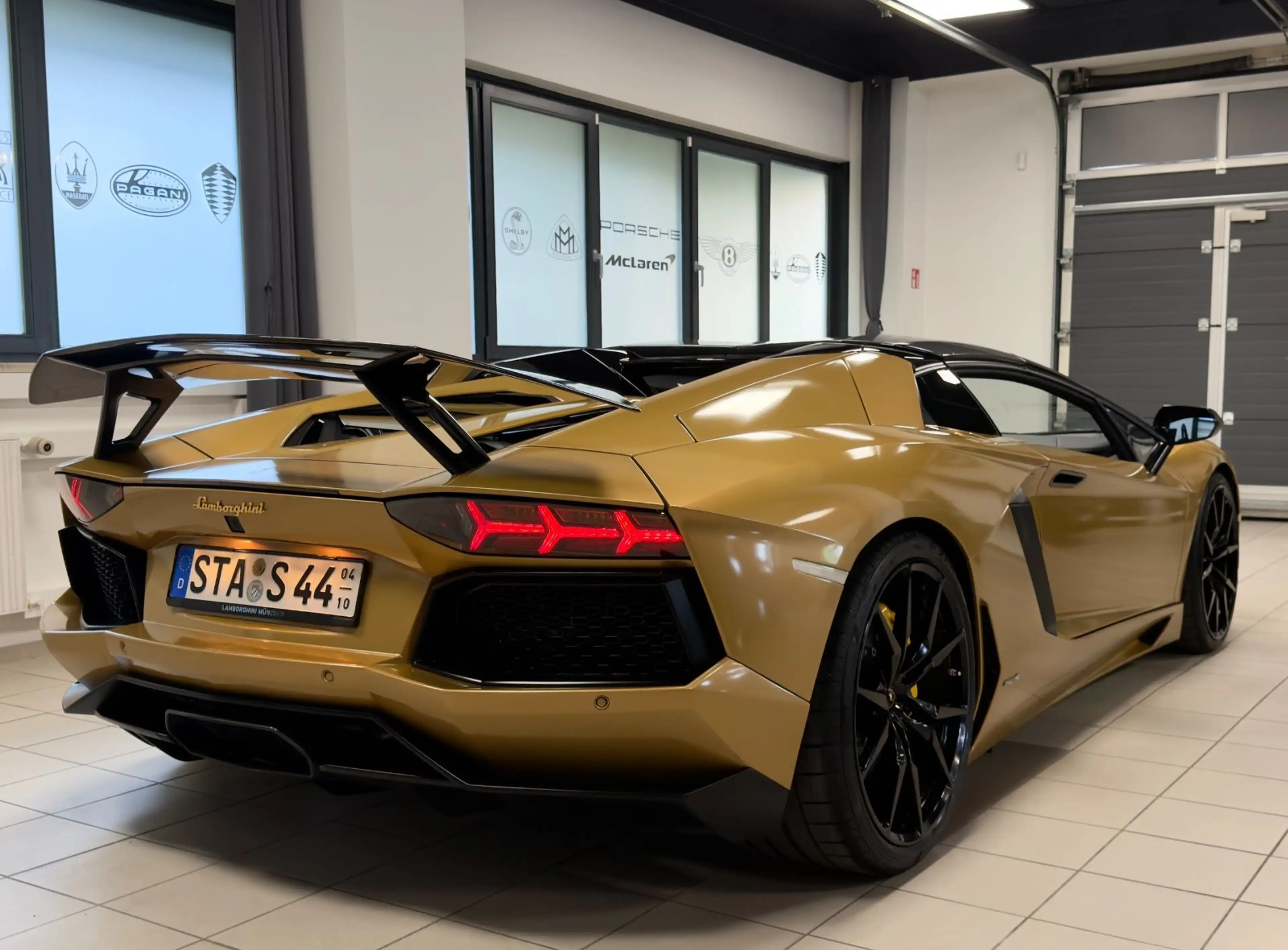 Lamborghini Aventador AVENTADOR LP 700-4 ROADSTER NOVITEC EINZELSTÜCK! — photo 10