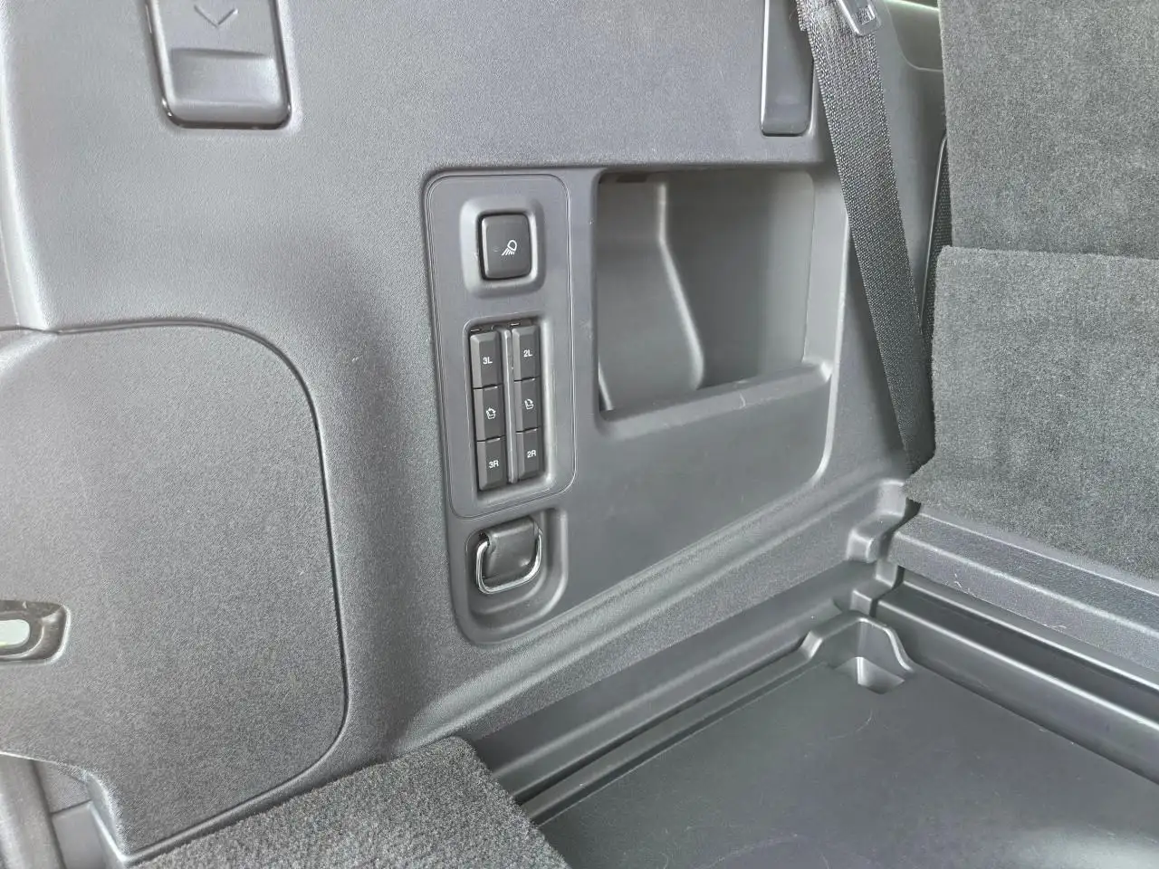 Ford Expedition снимка Ford Expedition