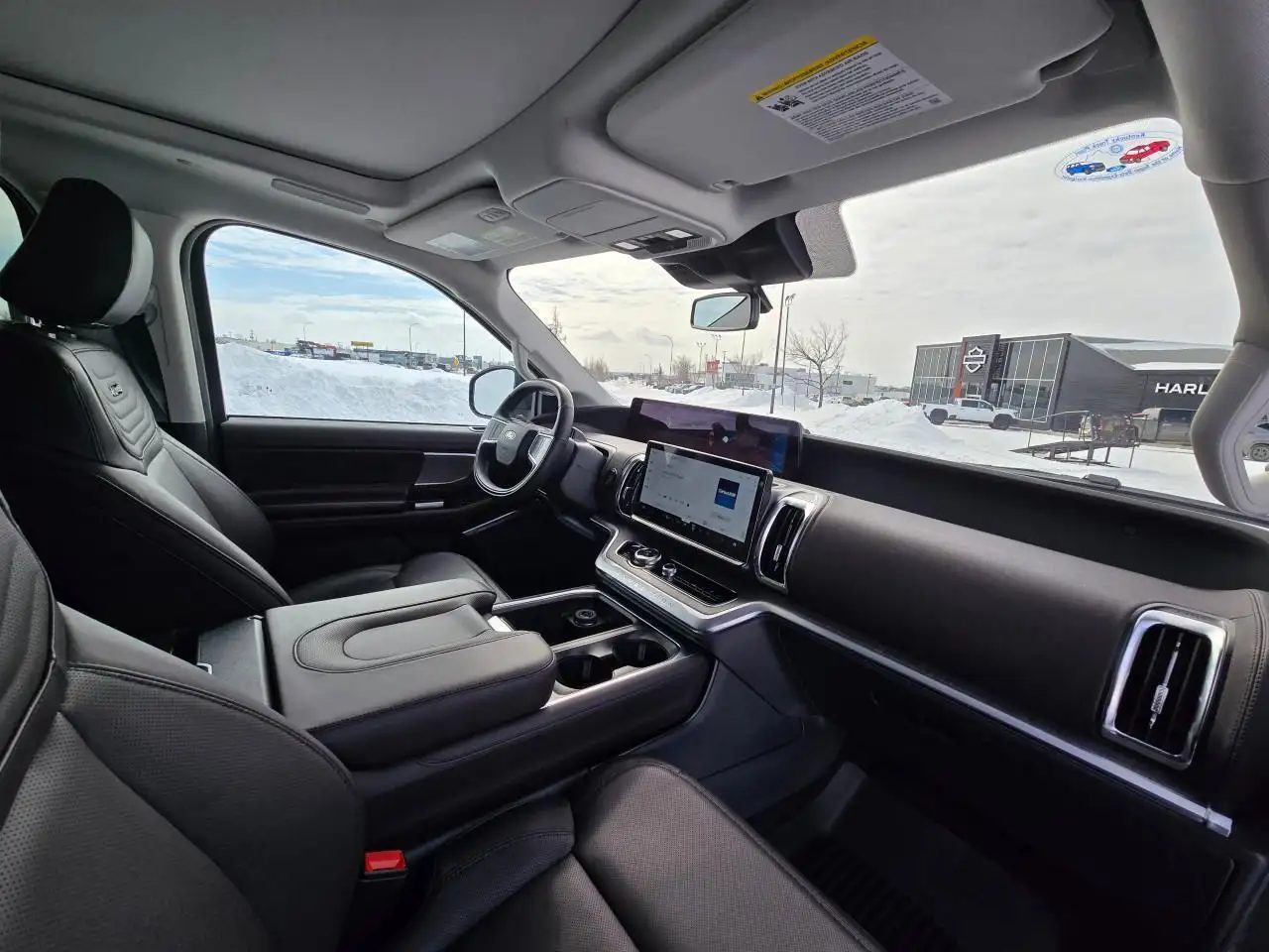 Ford Expedition снимка Ford Expedition