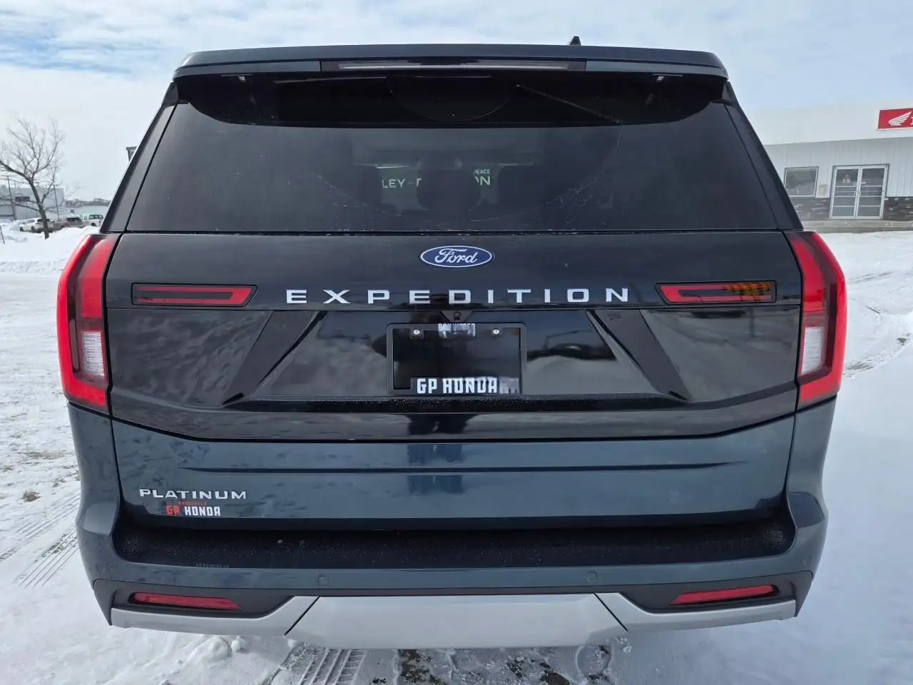 Ford Expedition снимка Ford Expedition