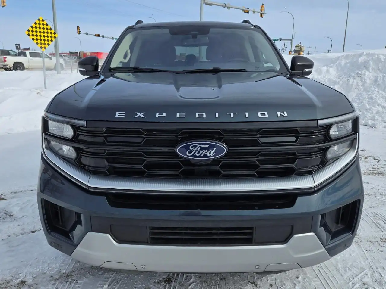 Ford Expedition снимка Ford Expedition