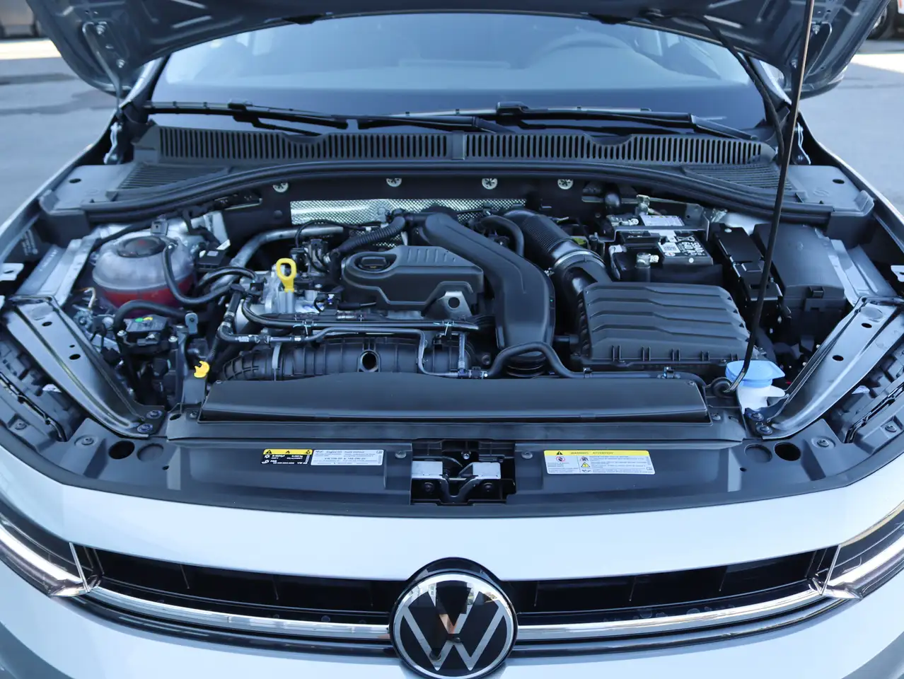 Volkswagen Jetta photo Volkswagen Jetta