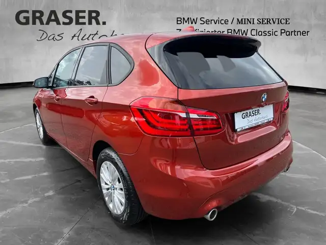 BMW 2 Series view 3