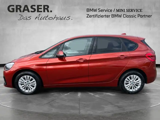BMW 2 Series view 2