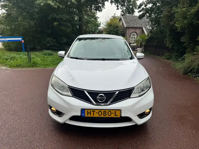 Nissan Pulsar view 2