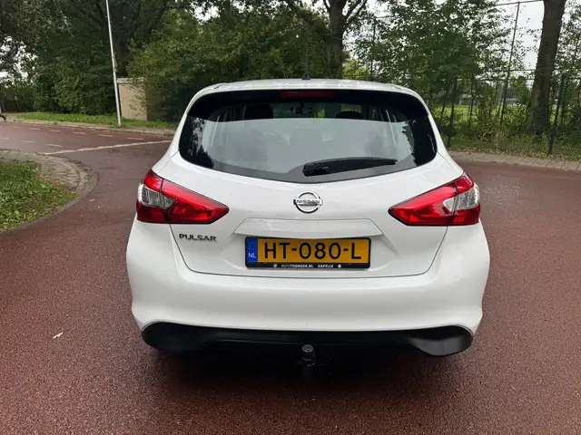Nissan Pulsar view 8