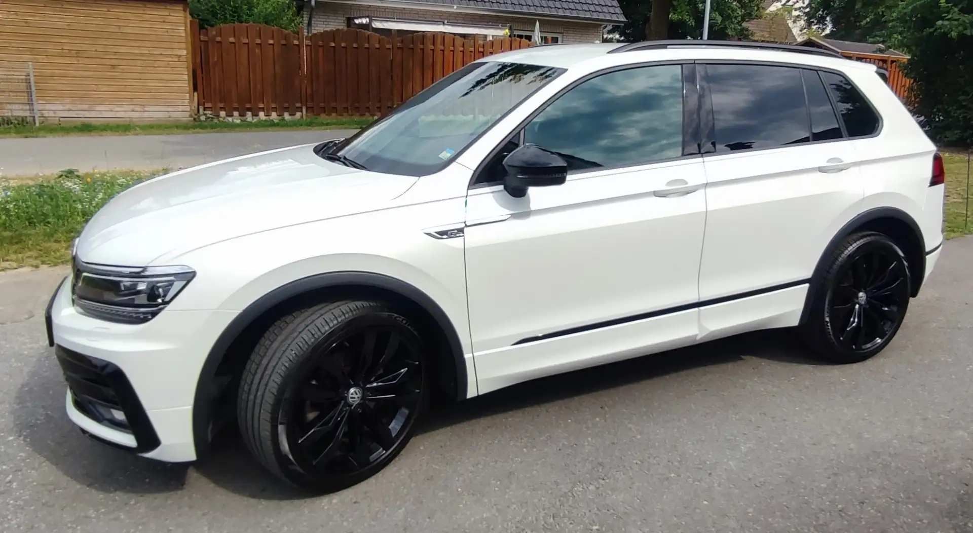 Volkswagen Tiguan 2.0 TSI 4Motion DSG Highline, R-Line, Black Style - 1