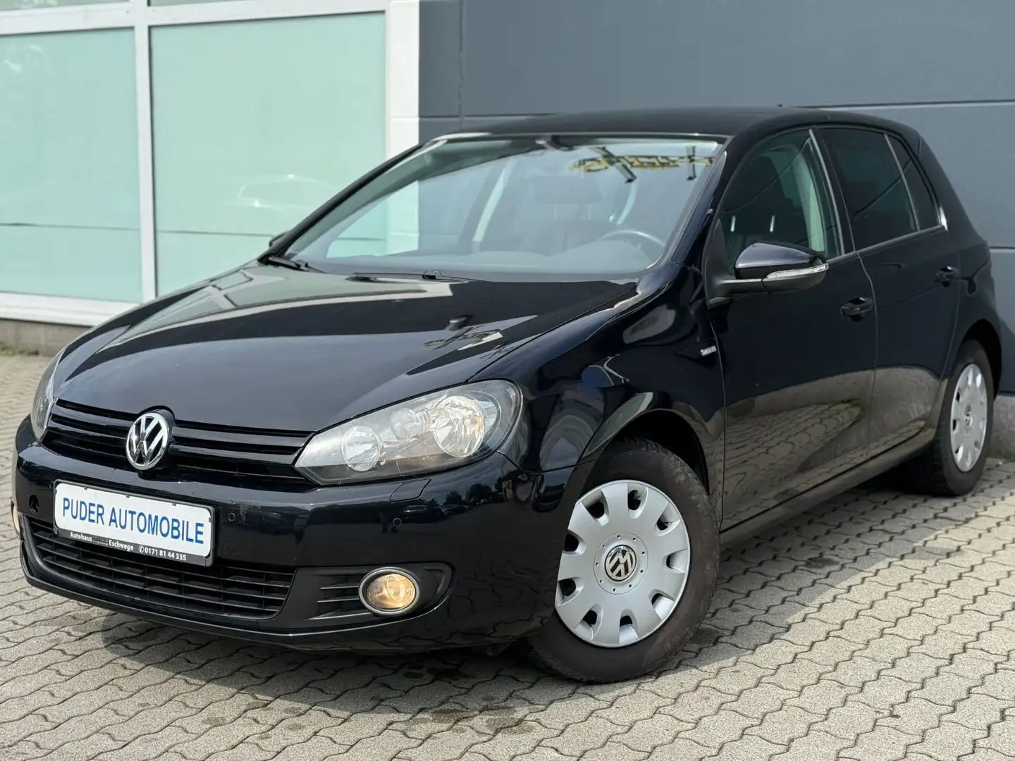Volkswagen Golf VI 1.2 TSI Match Klimaaut. Sitzheiz. PDC Negro - 1