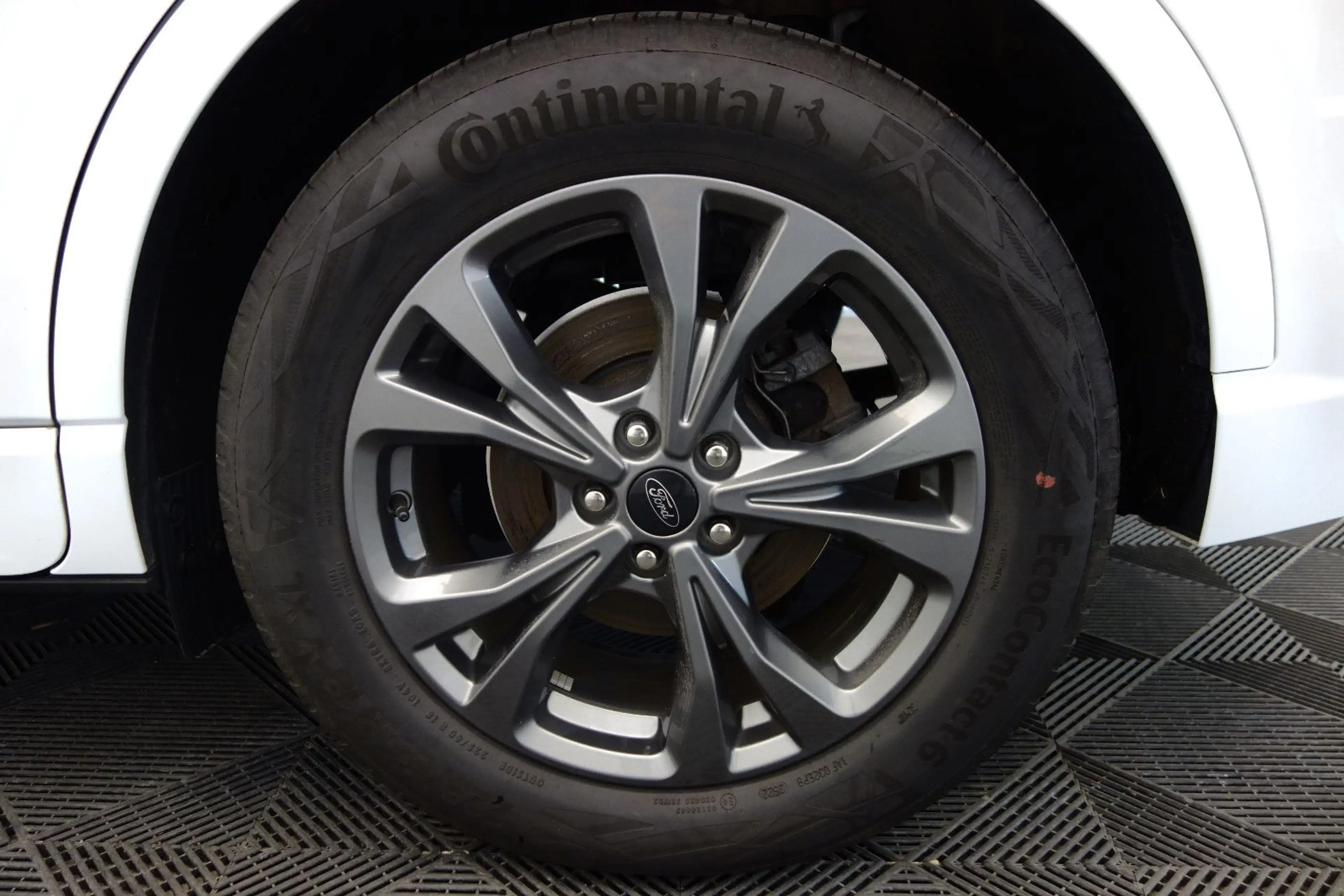Ford Kuga Hybrid **ST-LINE X** RFKMRA+E-SITZE+HUD — photo 43
