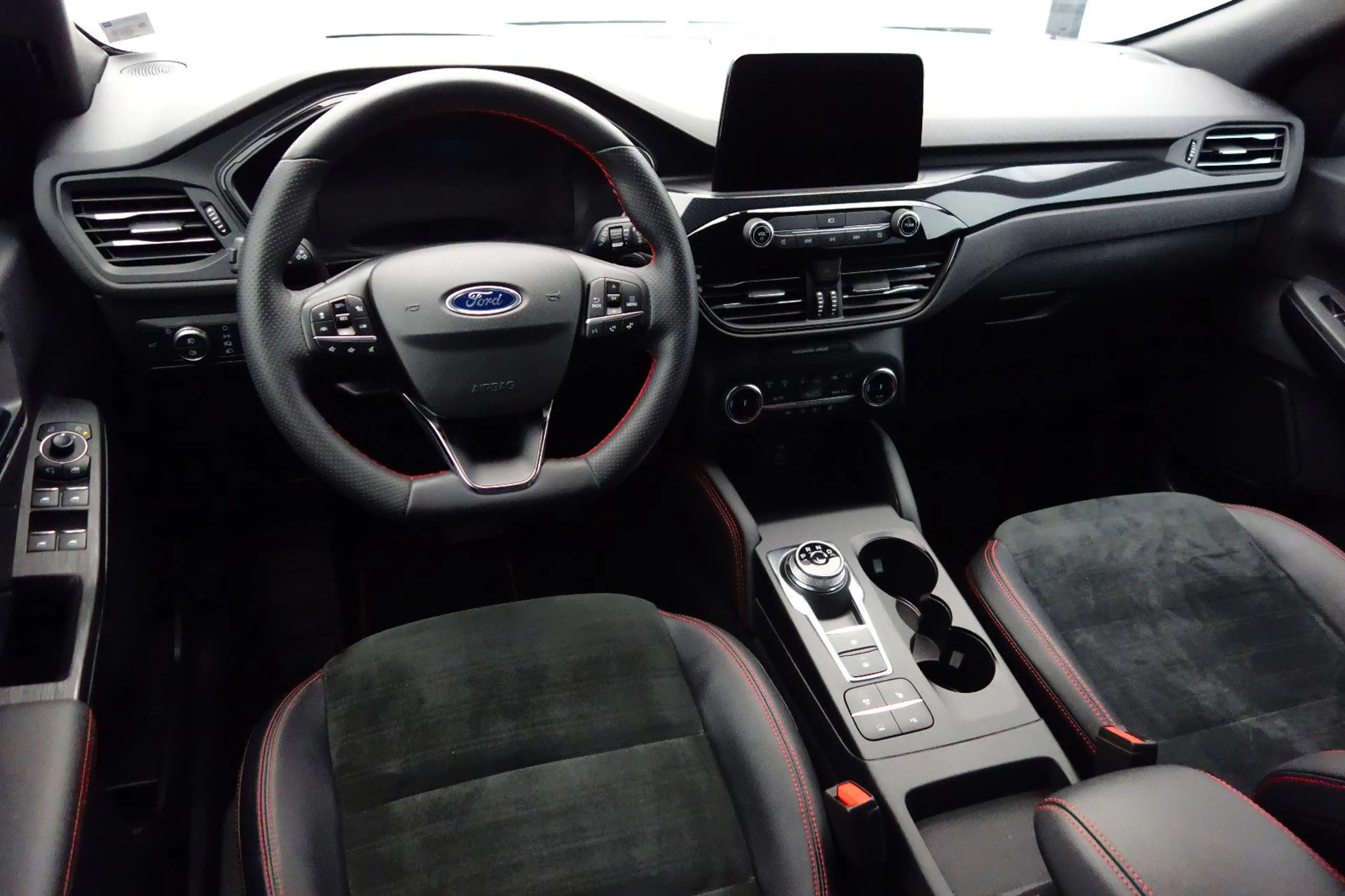 Ford Kuga Hybrid **ST-LINE X** RFKMRA+E-SITZE+HUD — photo 18