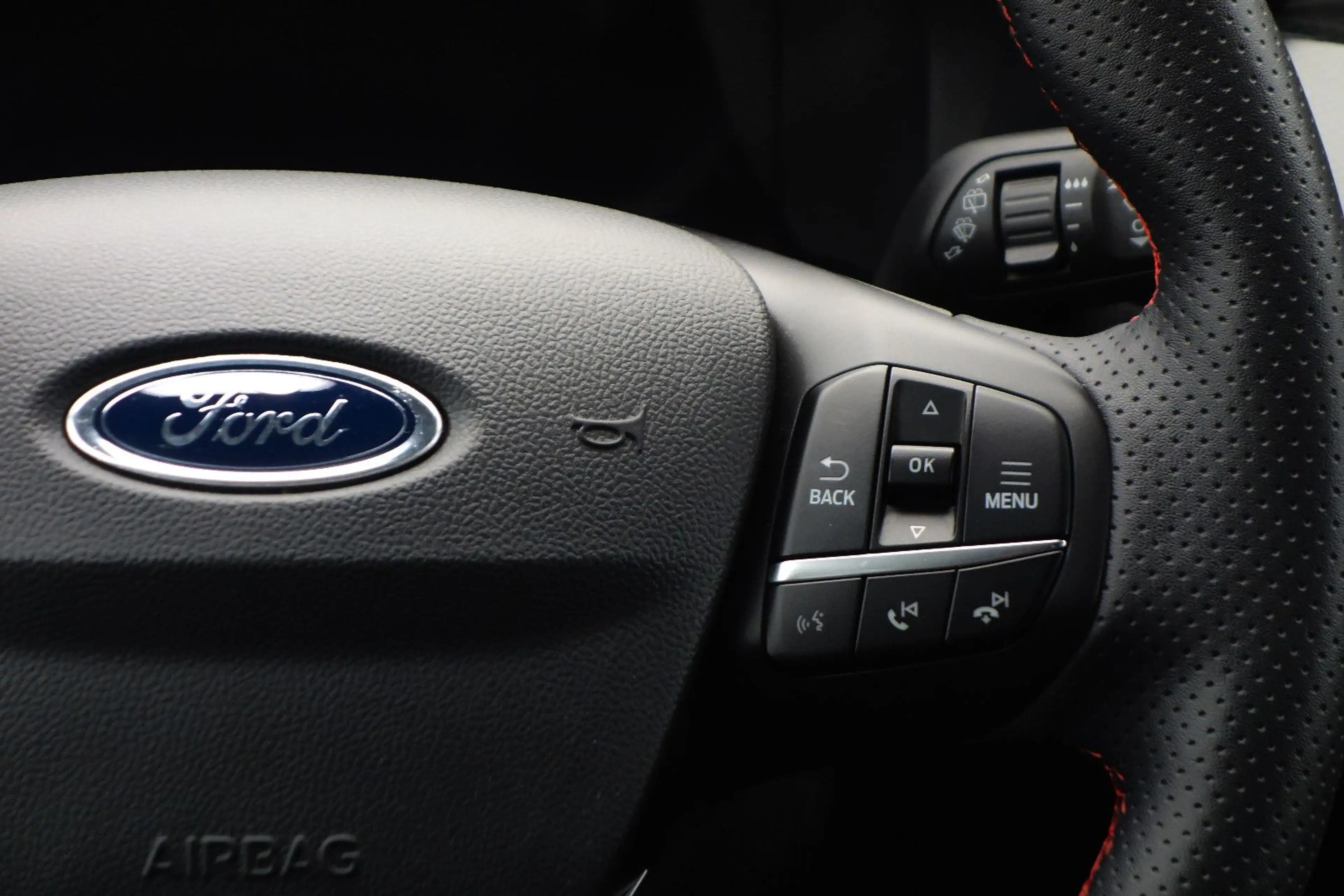 Ford Kuga Hybrid **ST-LINE X** RFKMRA+E-SITZE+HUD — photo 25