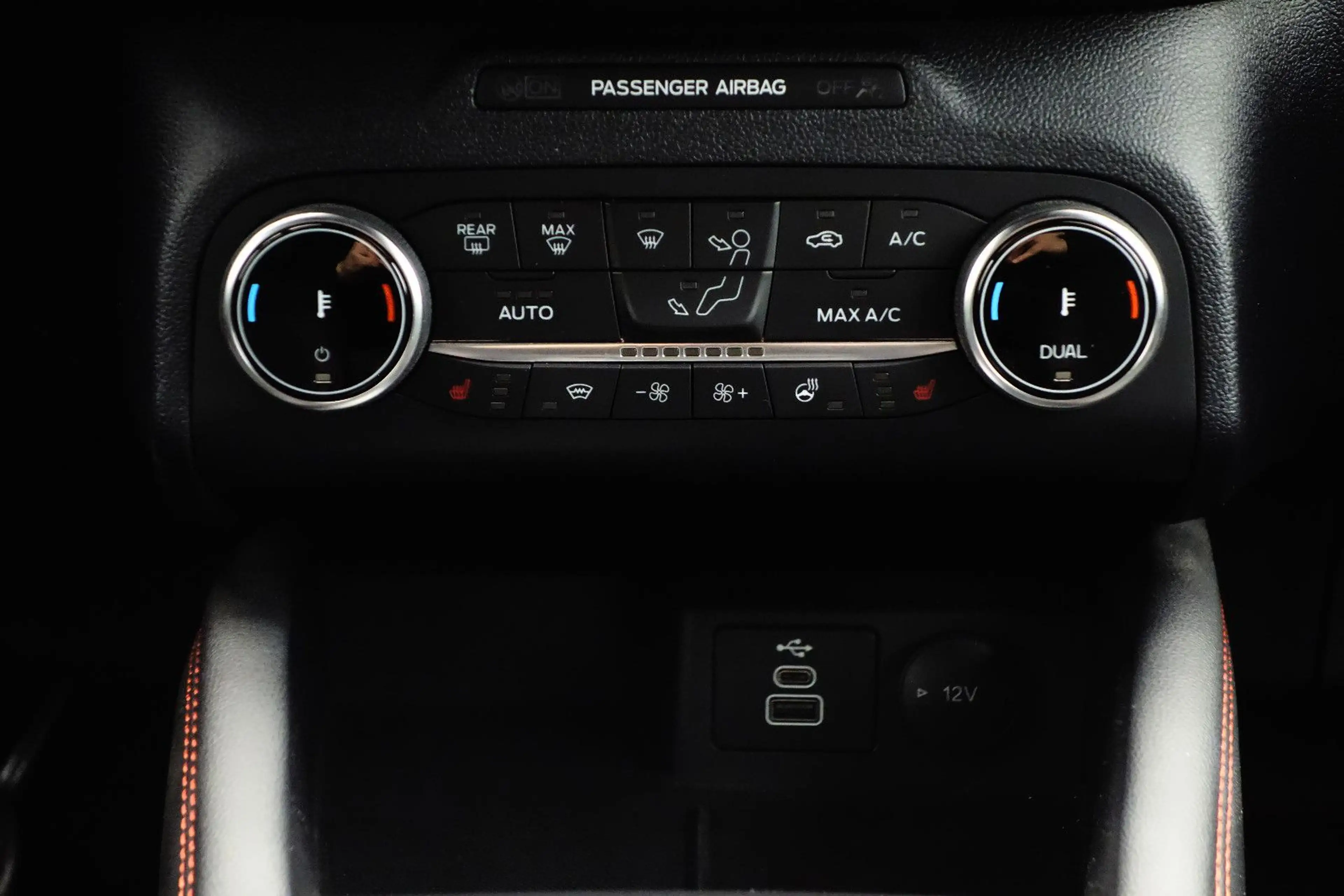 Ford Kuga Hybrid **ST-LINE X** RFKMRA+E-SITZE+HUD — photo 22