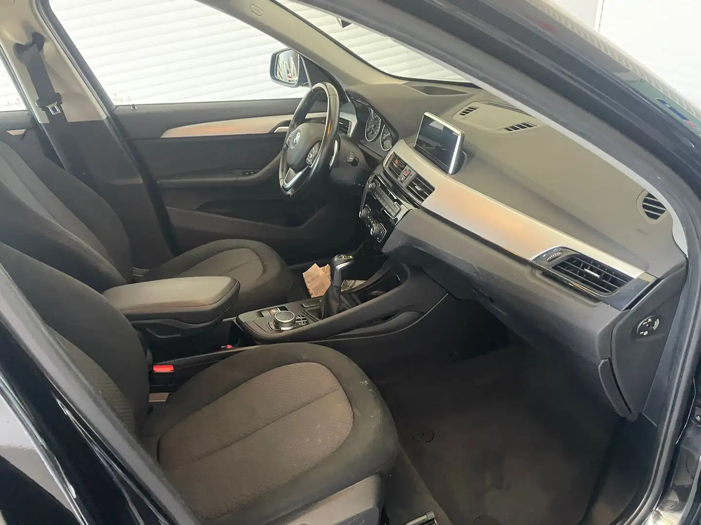 BMW X1 X1 sdrive18d Business auto Nero - 2