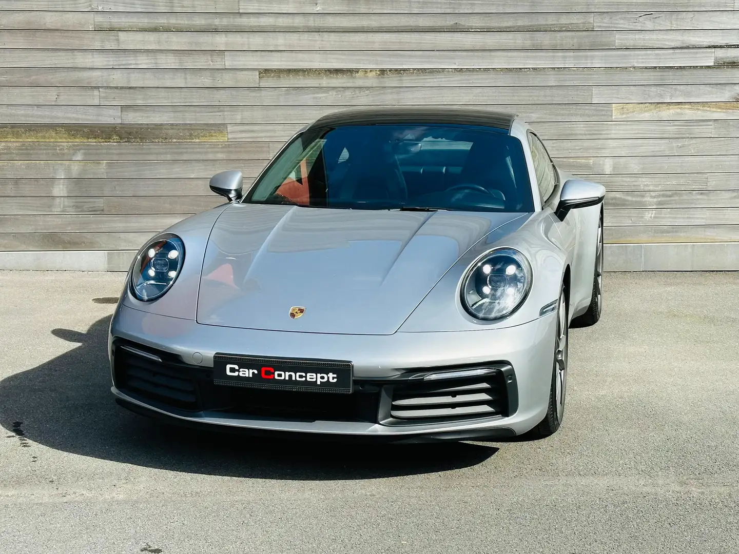 Porsche 911 /992**SPORTSEATS**PANO**BOSE**PASM**TOP COMBI!!!! Zilver - 1