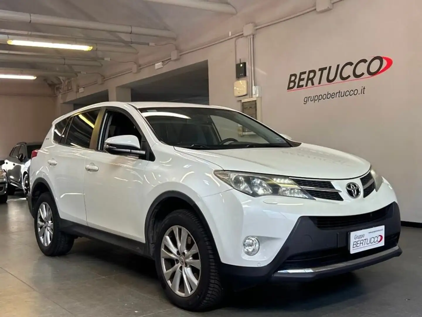 Toyota RAV 4 2.0 D-4D 4WD Lounge Blanc - 1