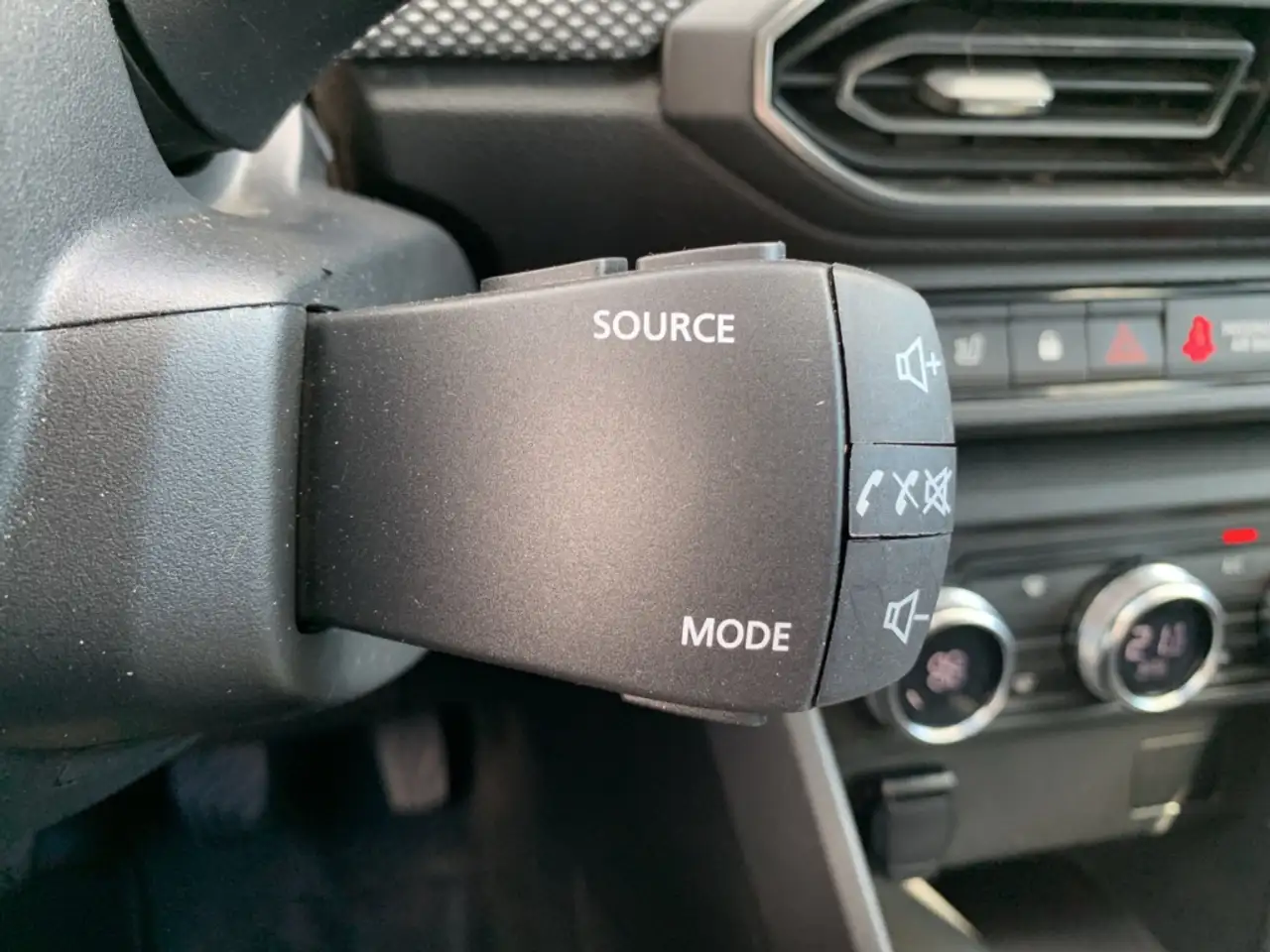 Dacia Jogger 1.0 TCE 100 ECO-G EXTREME LED+KAMERA+LPG, миниатюра 30