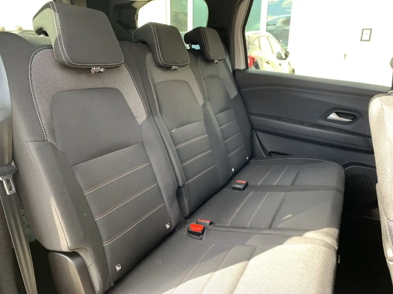 Dacia Jogger 1.0 TCE 100 ECO-G EXTREME LED+KAMERA+LPG, миниатюра 26