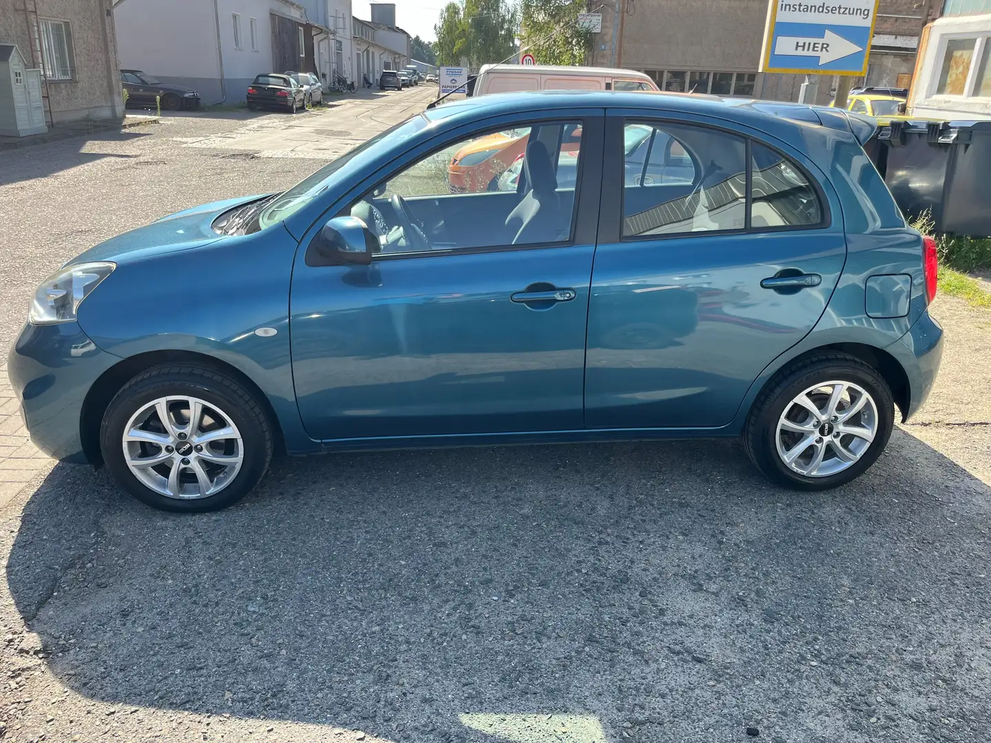 Nissan Micra Acenta Blau - 2