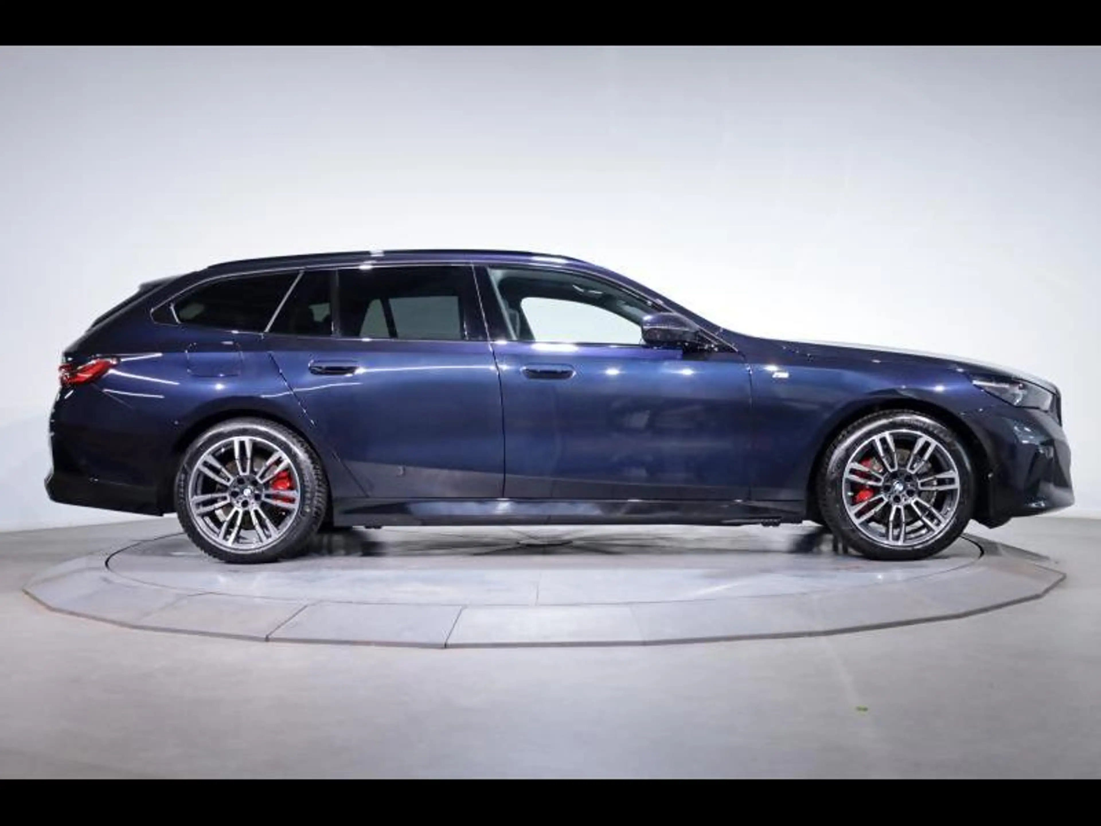 BMW 520 d Touring Kit M Sport — photo 3