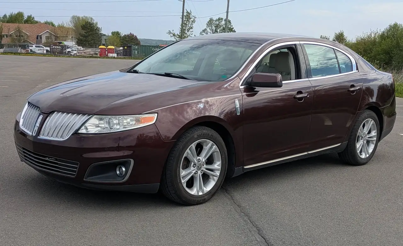 2012 Lincoln MKS