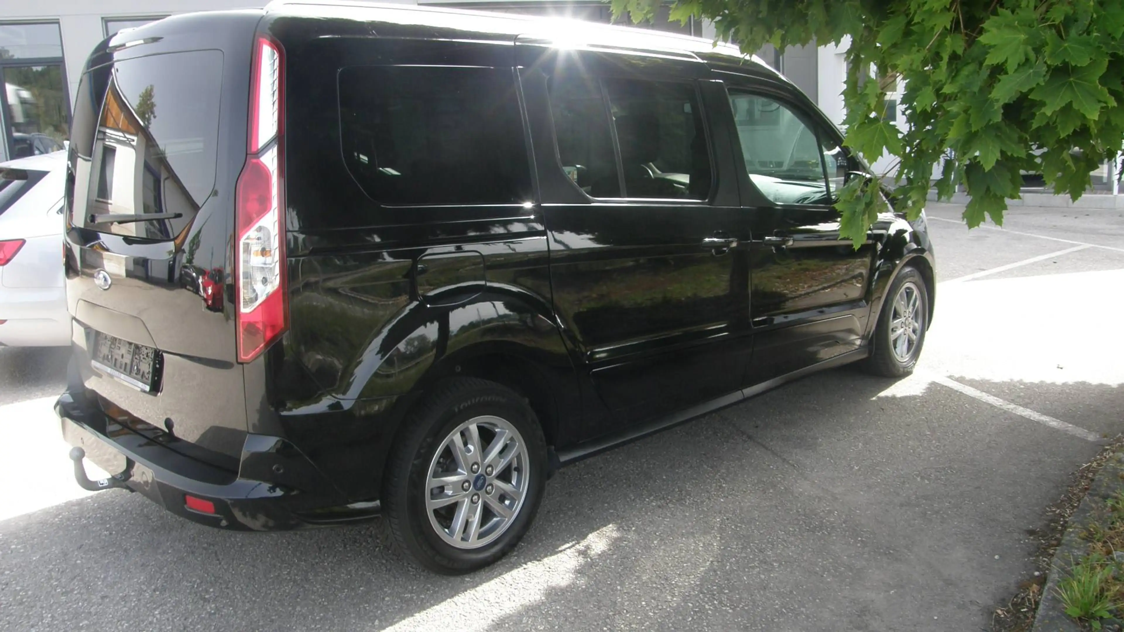 Ford Tourneo Connect Titanium L2 Aut, Panorama — photo 8