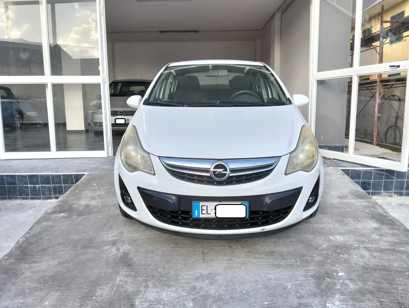 Opel Corsa Corsa 1.2 Edition  Gpl-tech 85cv Bianco - 2