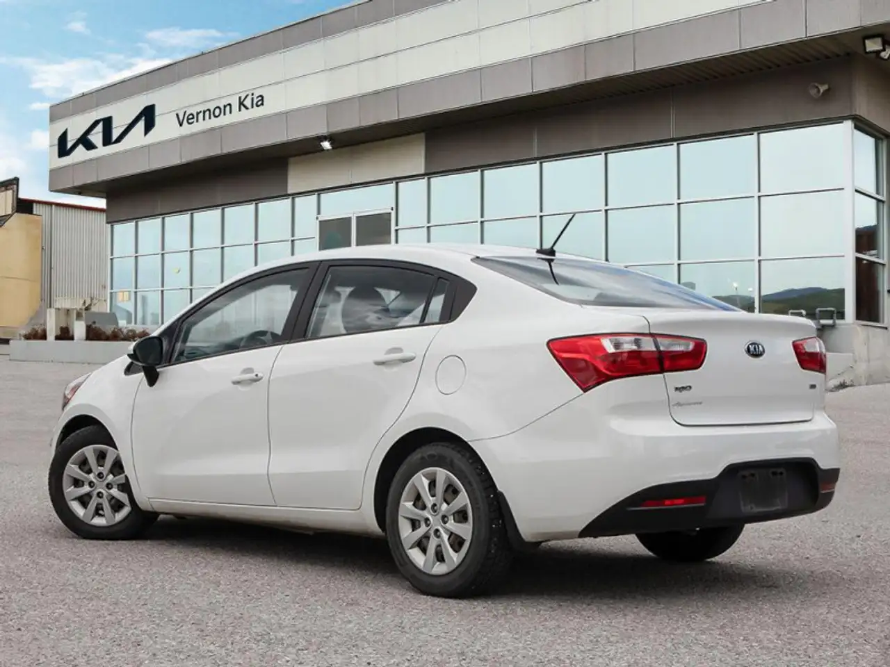 Kia Rio снимка Kia Rio