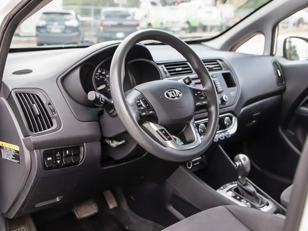 Kia Rio снимка Kia Rio