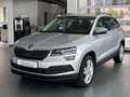 Skoda Karoq Style 1.5 TSI "LED/AHK/PDC/Navi/Sitzhzg" Silber - thumbnail 1