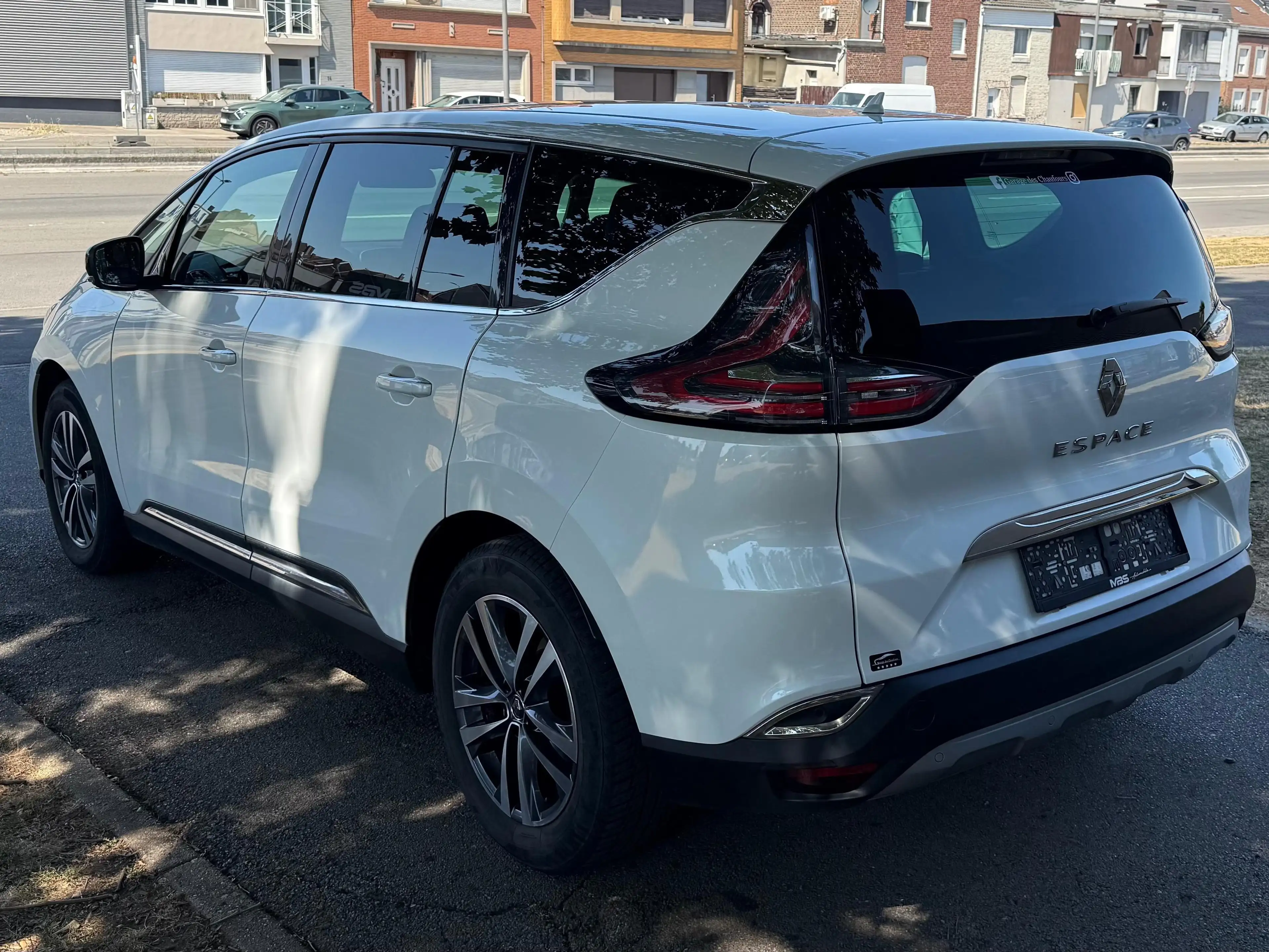 Renault Espace * 2.0* 7PLACES* AUTO* TOIT PANO* XENON* CAMERA* — photo 8