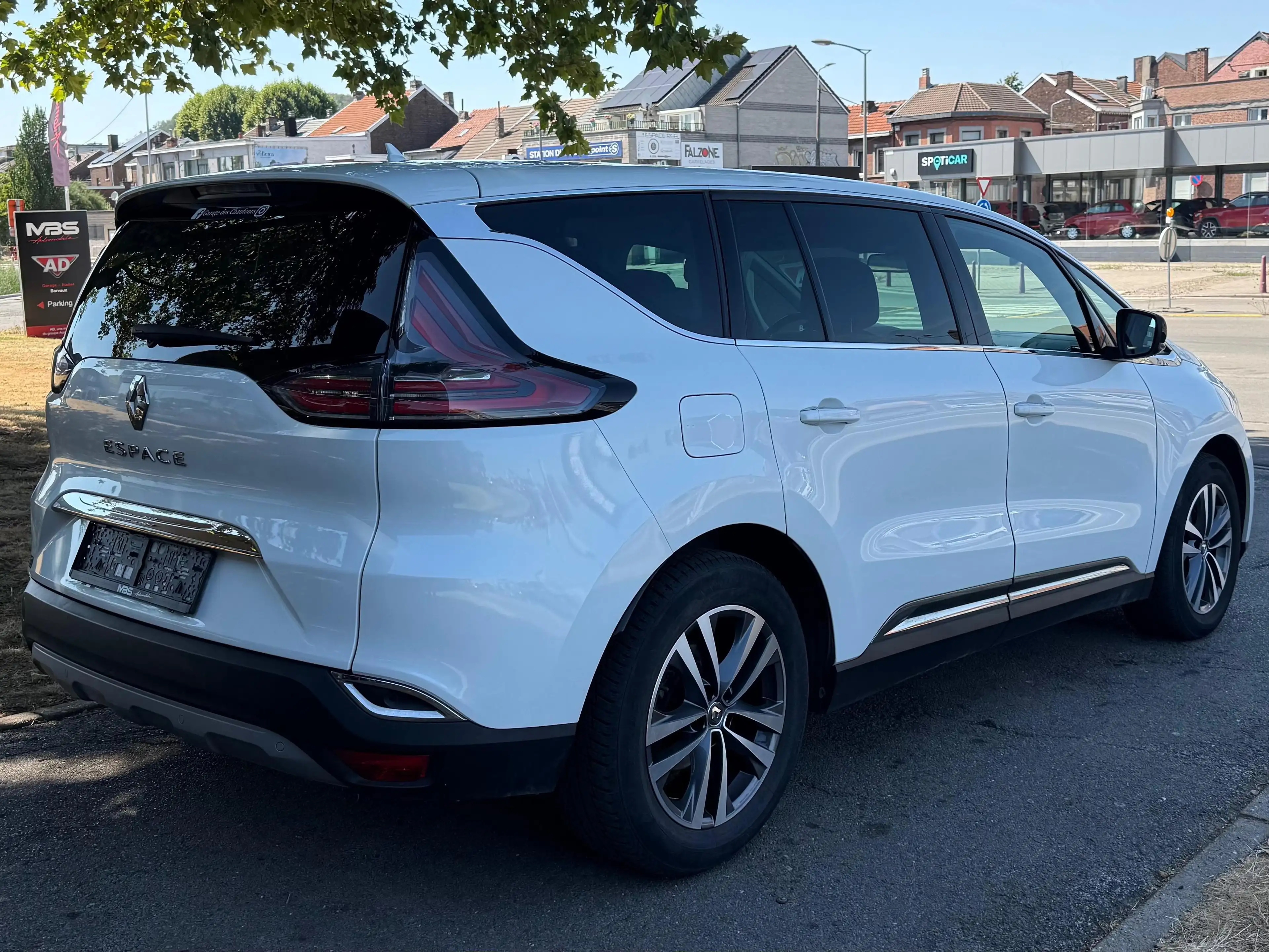 Renault Espace * 2.0* 7PLACES* AUTO* TOIT PANO* XENON* CAMERA* — photo 6