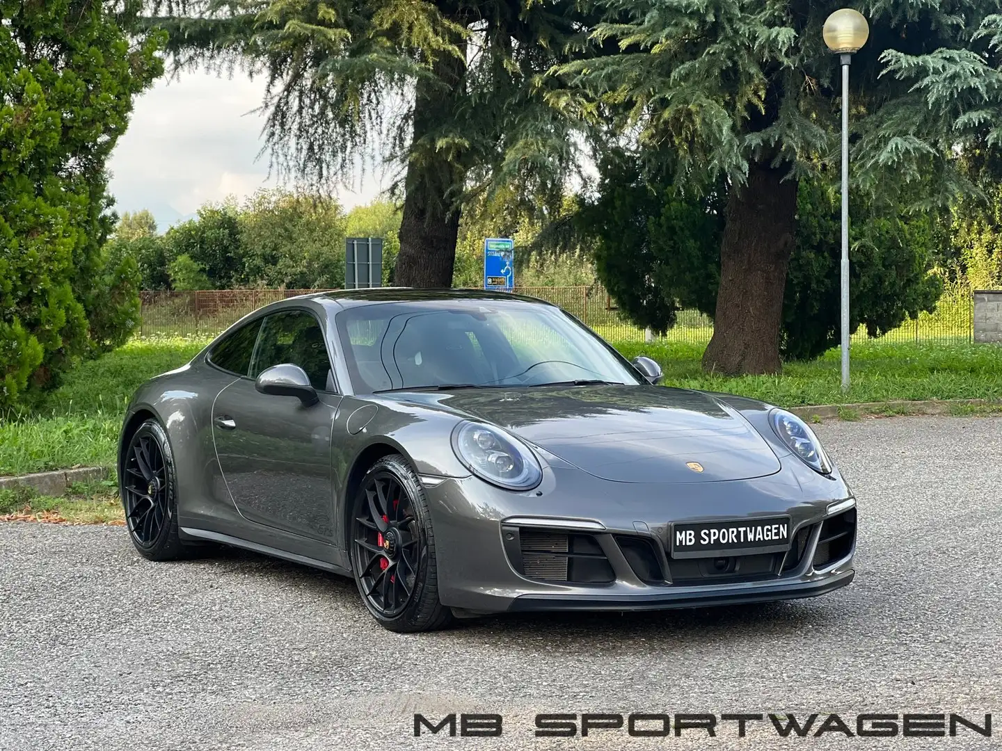 Porsche 911 911 Coupe 3.0 Carrera 4 GTS - GARANZIA - PERMUTE Grigio - 1