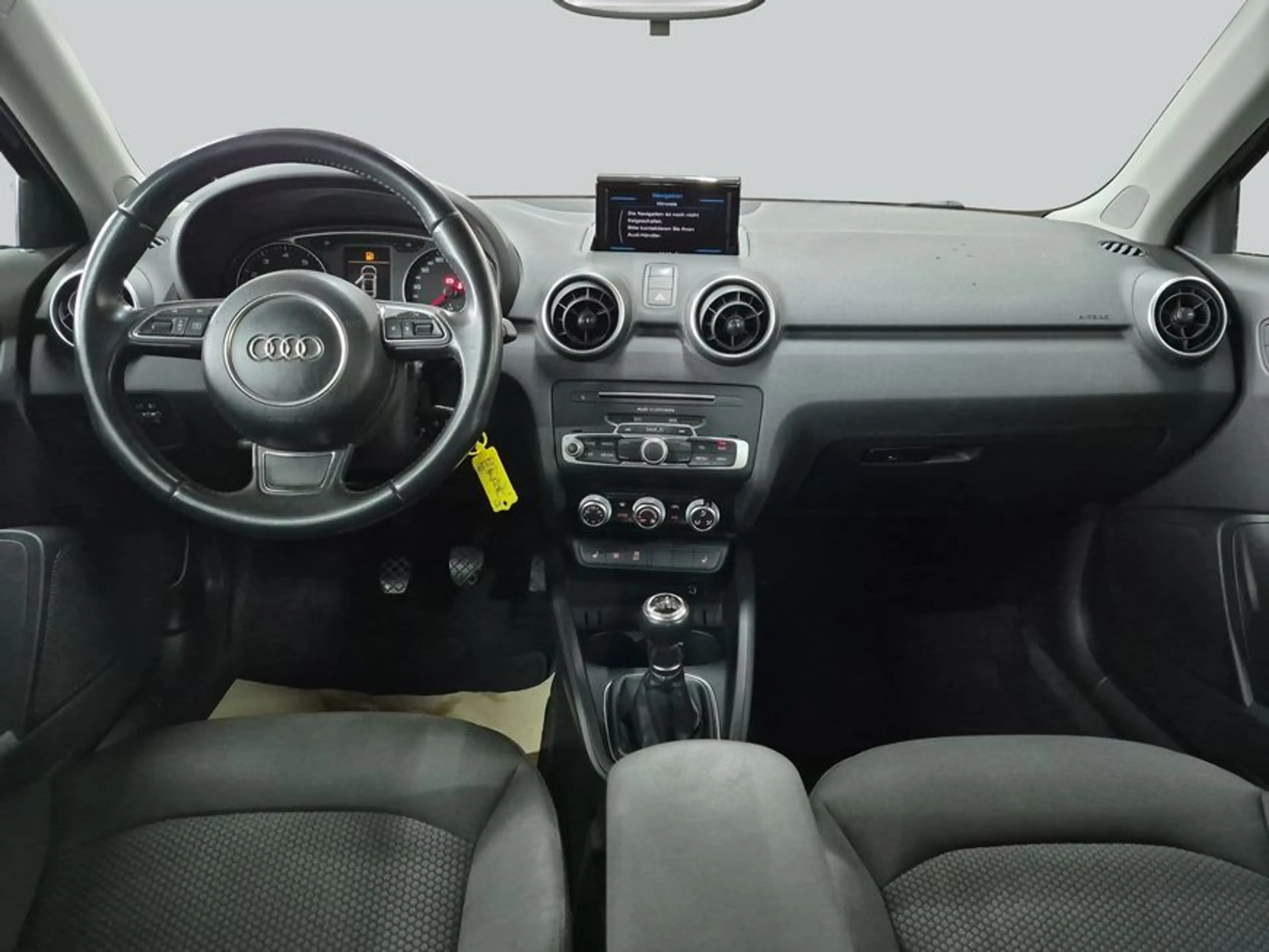 Audi A1 1.4 TFSI — photo 13