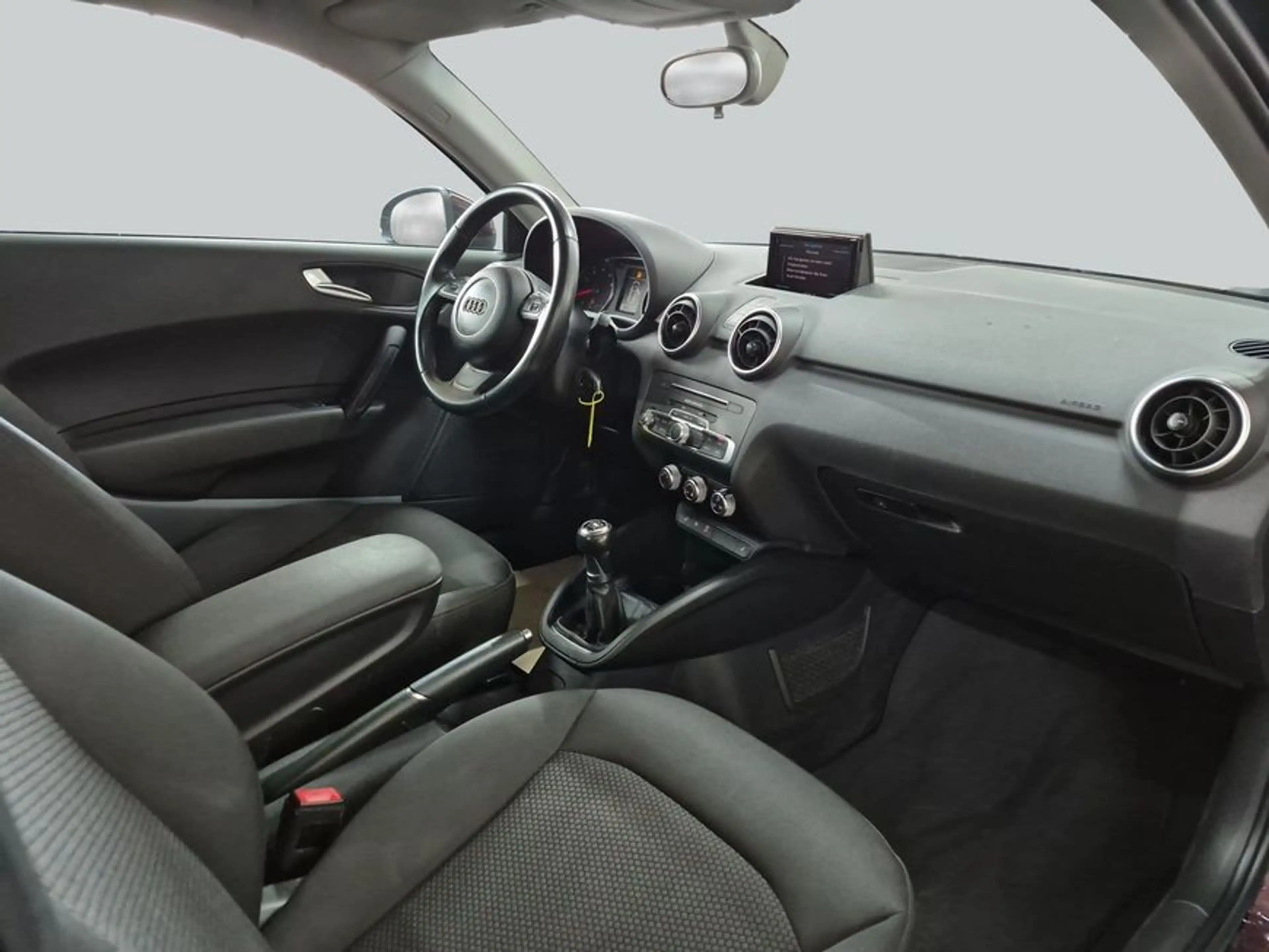 Audi A1 1.4 TFSI — photo 15