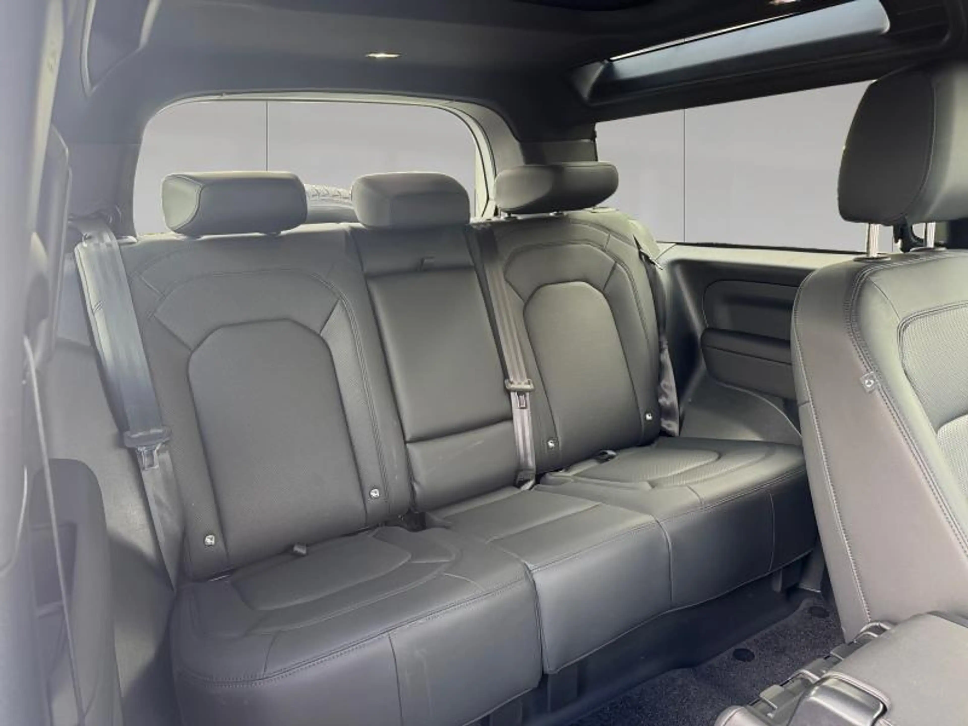 Land Rover Defender 90 D200 FULL OPTIONS Warranty until 02/2030 — photo 5