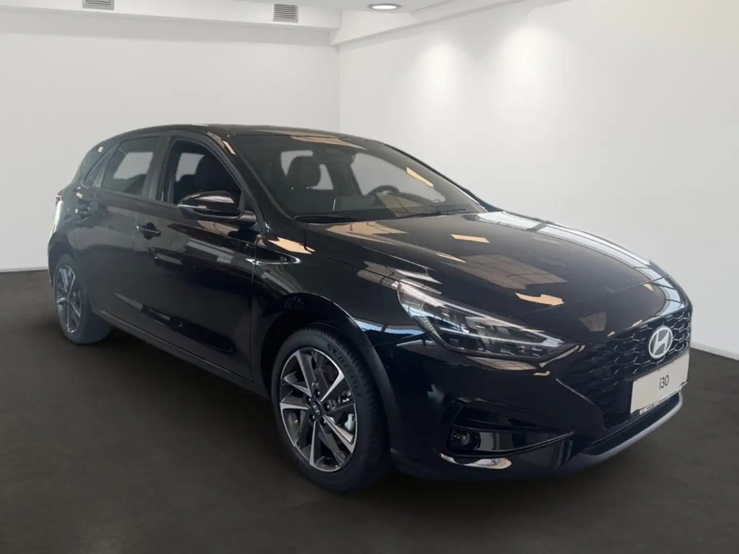 Hyundai i30 - PD GO Plus 1.5 DPI Noir - 2