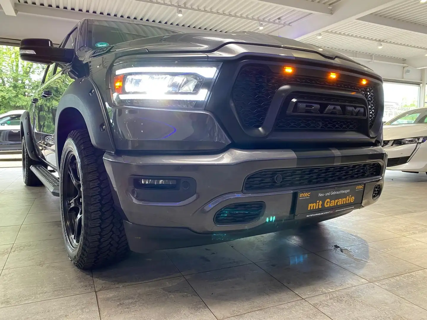 Dodge RAM 1500 5,7 V8 4x4 Bighorn *Garantie* Szürke - 1