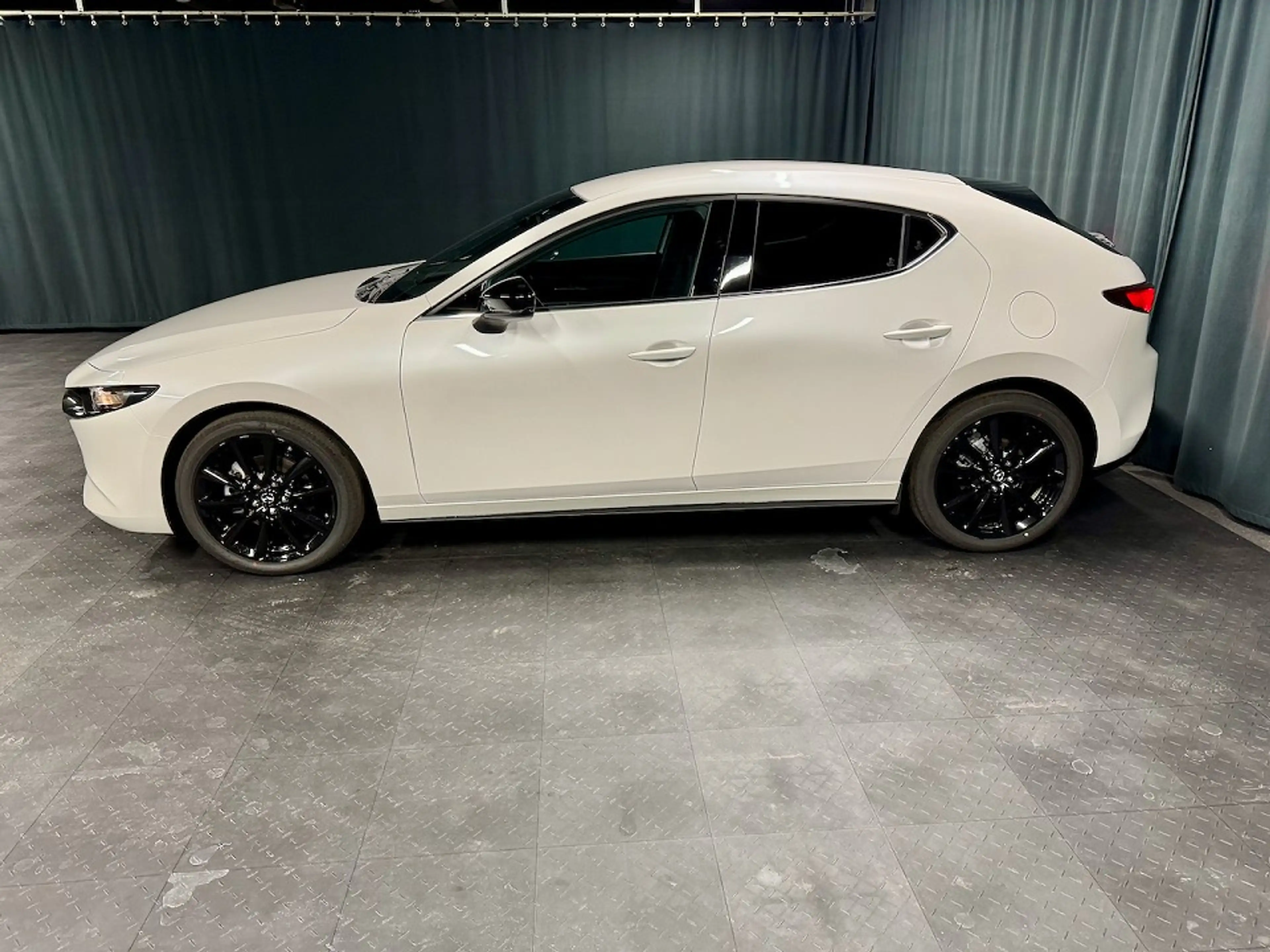 Mazda 3 2027 140PS HOMURA*AKTUELLE TAGESZULASSUNG — photo 5