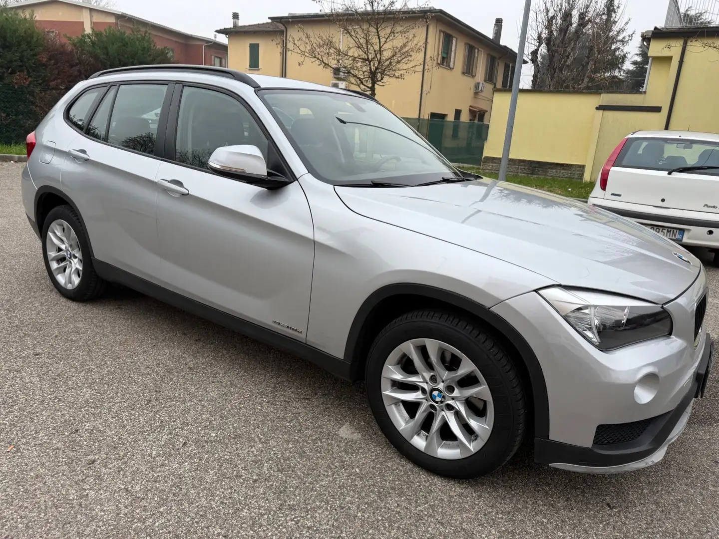 BMW X1 2.0 - 12 MESI DI GARANZIA - Argento - 2