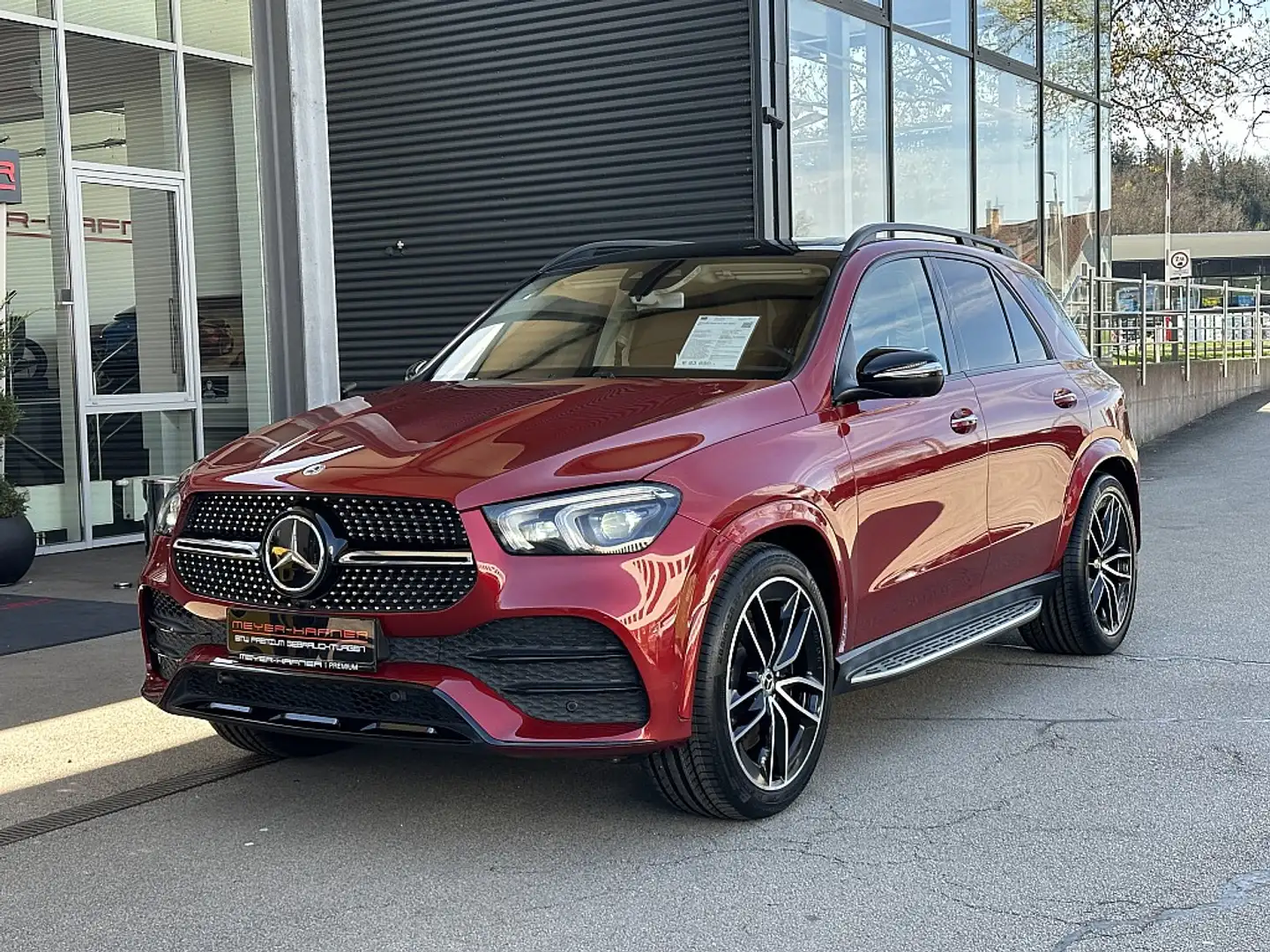 Mercedes-Benz GLE 580 4Matic Aut. Czerwony - 2