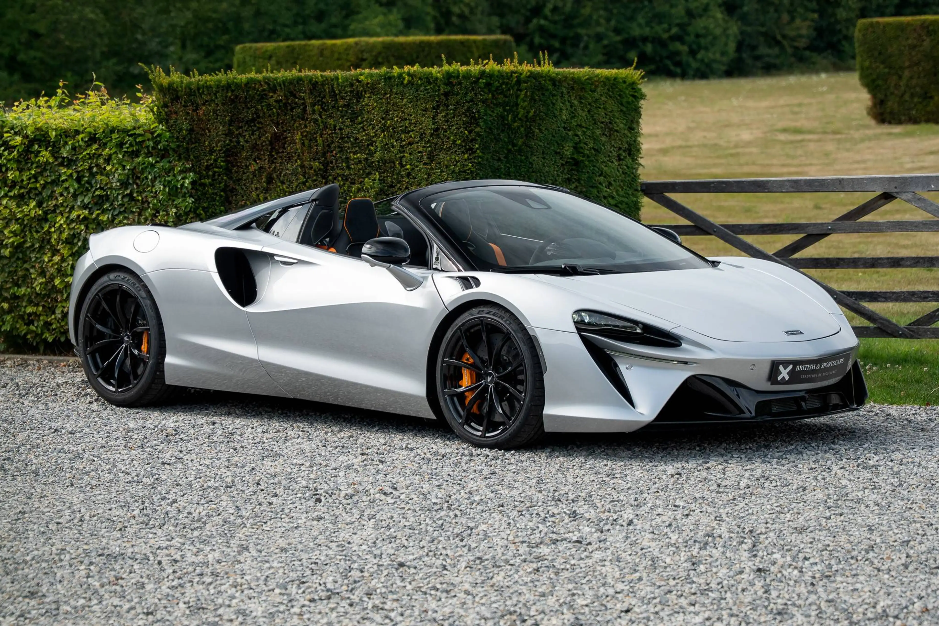McLaren Artura Spider - 1 Owner
