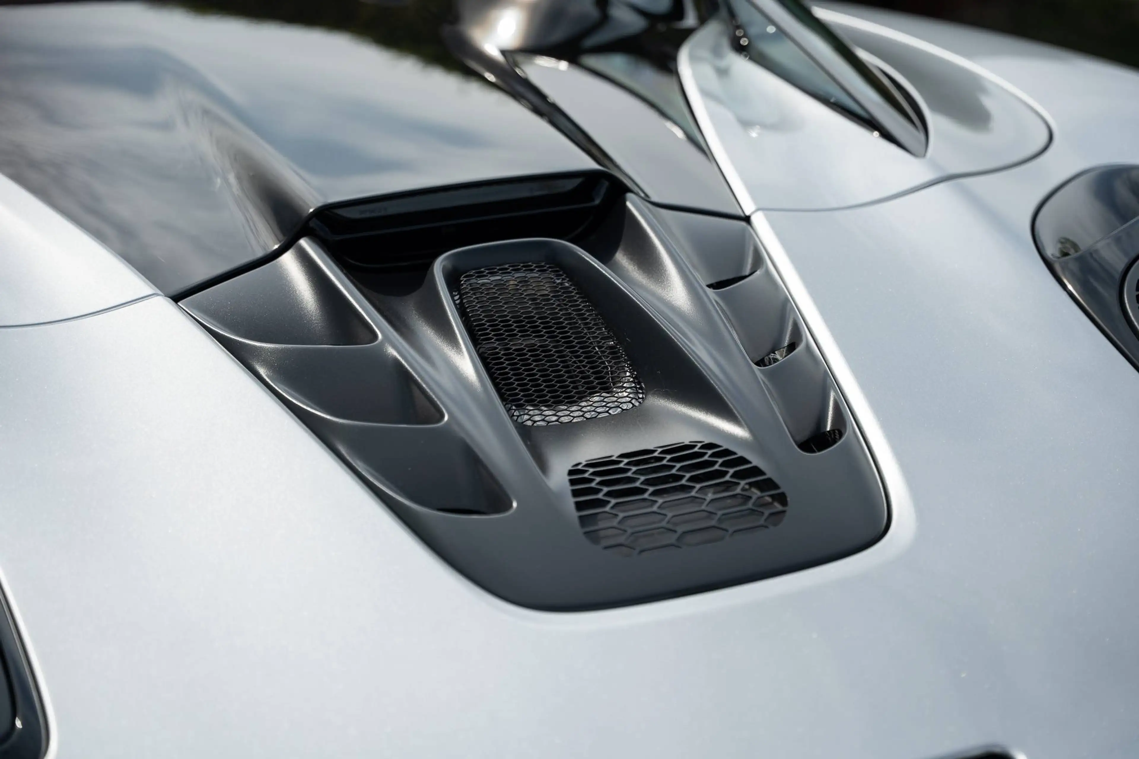 McLaren Artura Spider - 1 Owner — photo 15