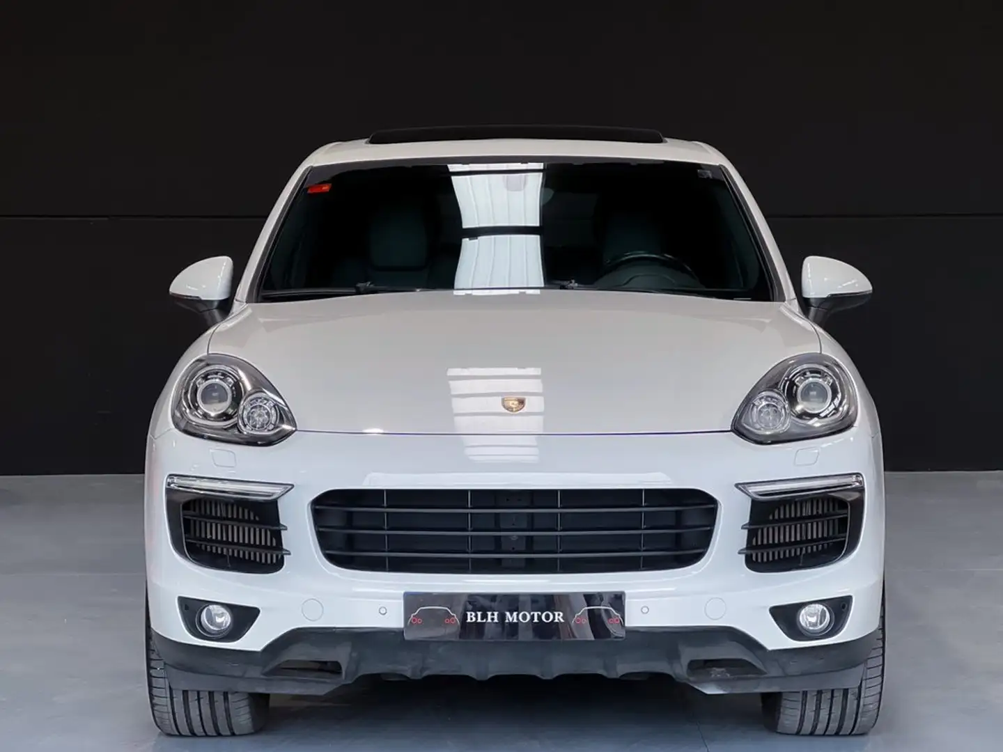Porsche Cayenne Diesel Aut. Blanc - 2