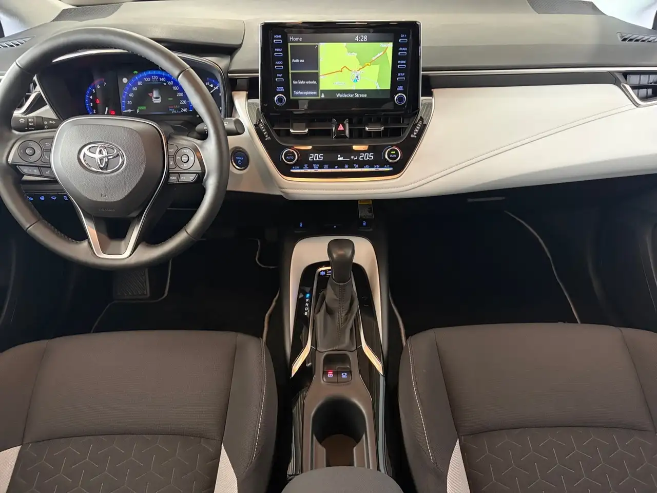 Toyota Corolla TS 1,8 Heller Innenraum Hybrid, миниатюра 14