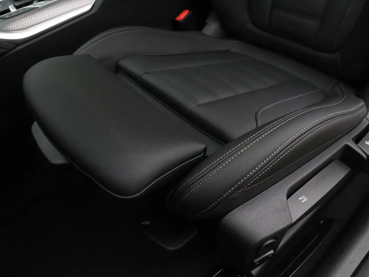 BMW 4 Series 2026 — фото 12