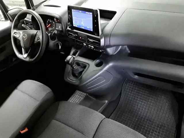 Opel Combo view 9