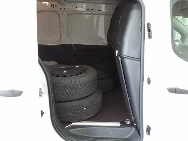 Opel Combo view 13