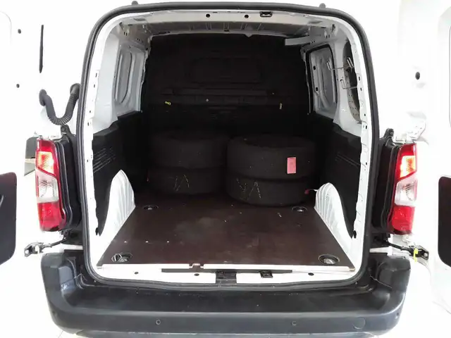 Opel Combo view 15