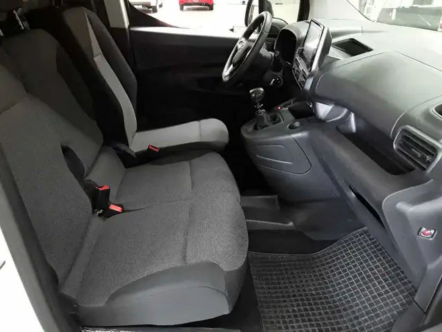 Opel Combo view 8
